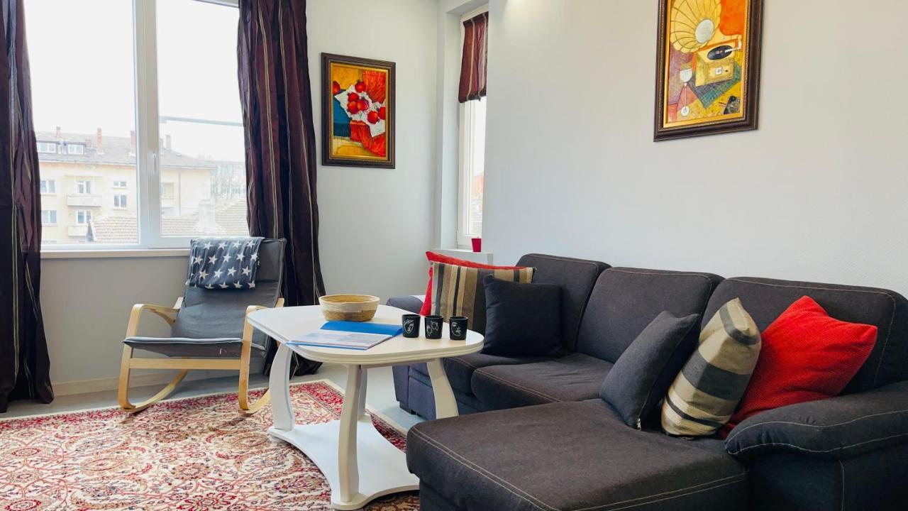 Cozy Spot By The Lions' Bridge Apartment Sofia Ngoại thất bức ảnh